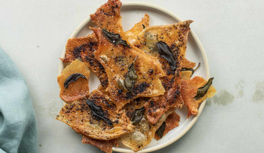 Crispy Chicken Skin Chips